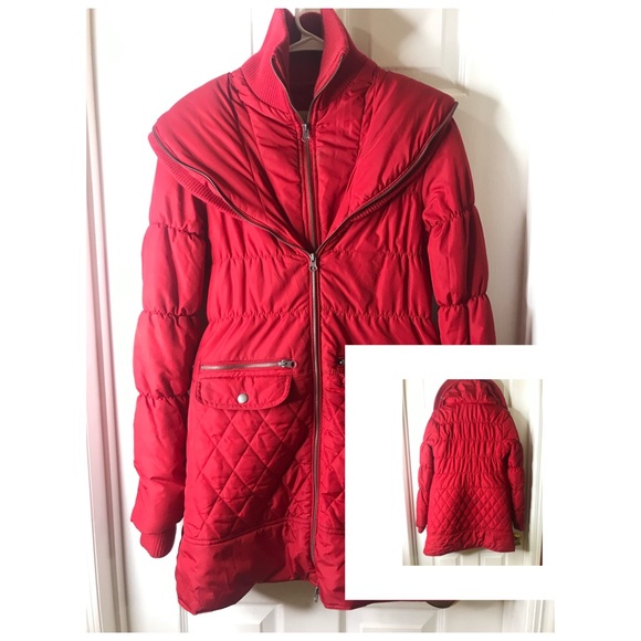 Beautiful coat - Picture 1 of 5